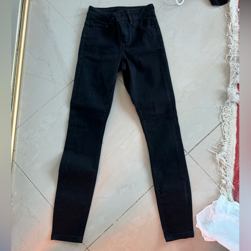 Black Jeans never worn!